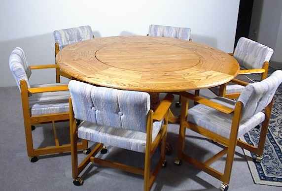 LST-62  Traditional Style Lazy Susan Table (3 Toed legs)